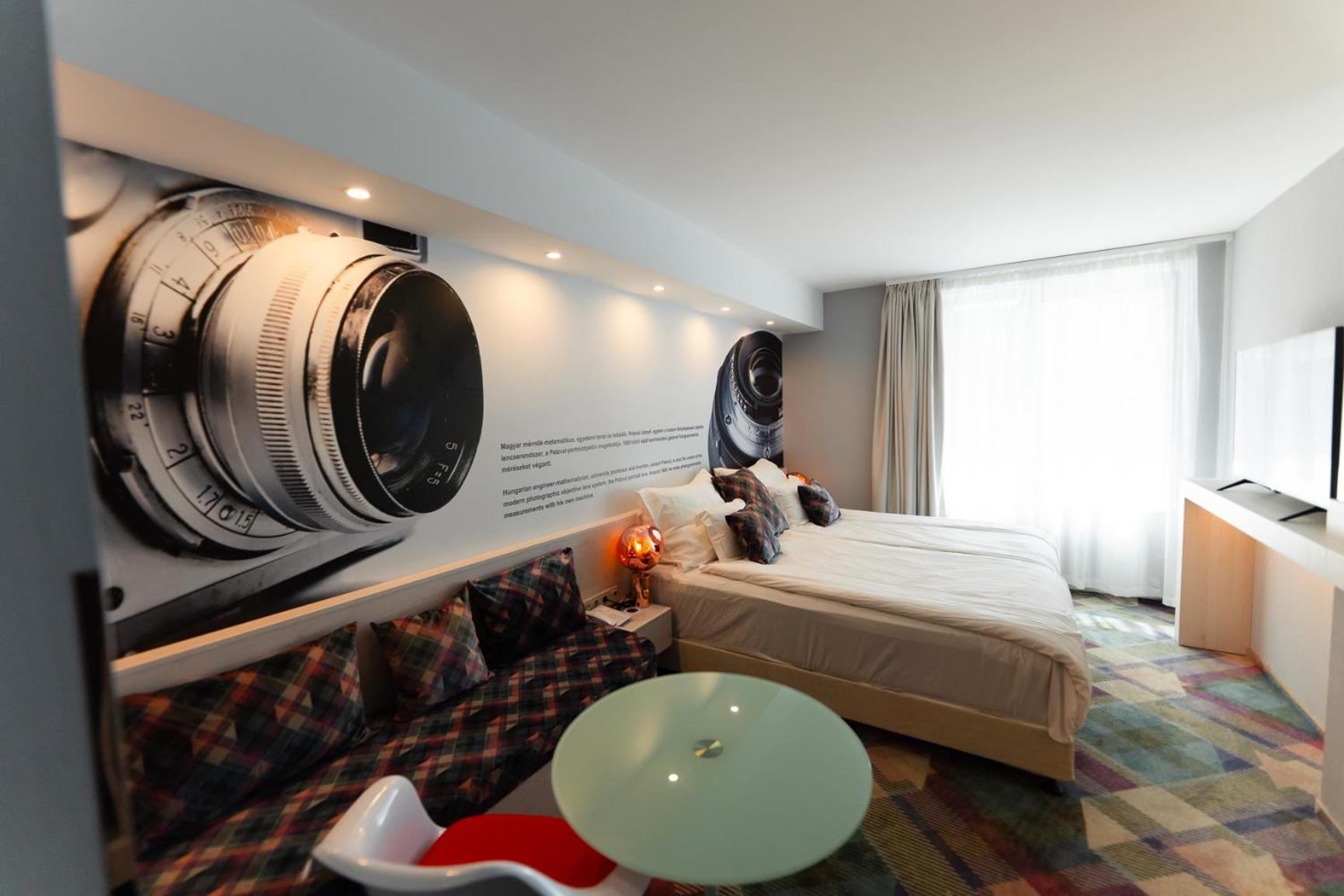 Science Hotel Premium Сегед Экстерьер фото